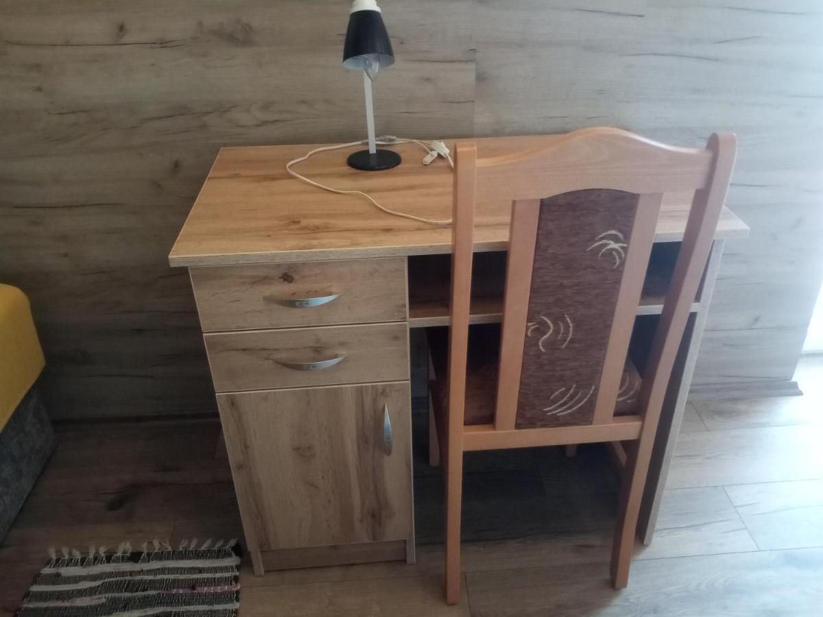 Budai Vam Apartmanhaz Печ Экстерьер фото