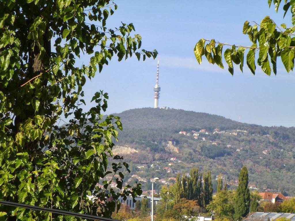 Budai Vam Apartmanhaz Печ Экстерьер фото